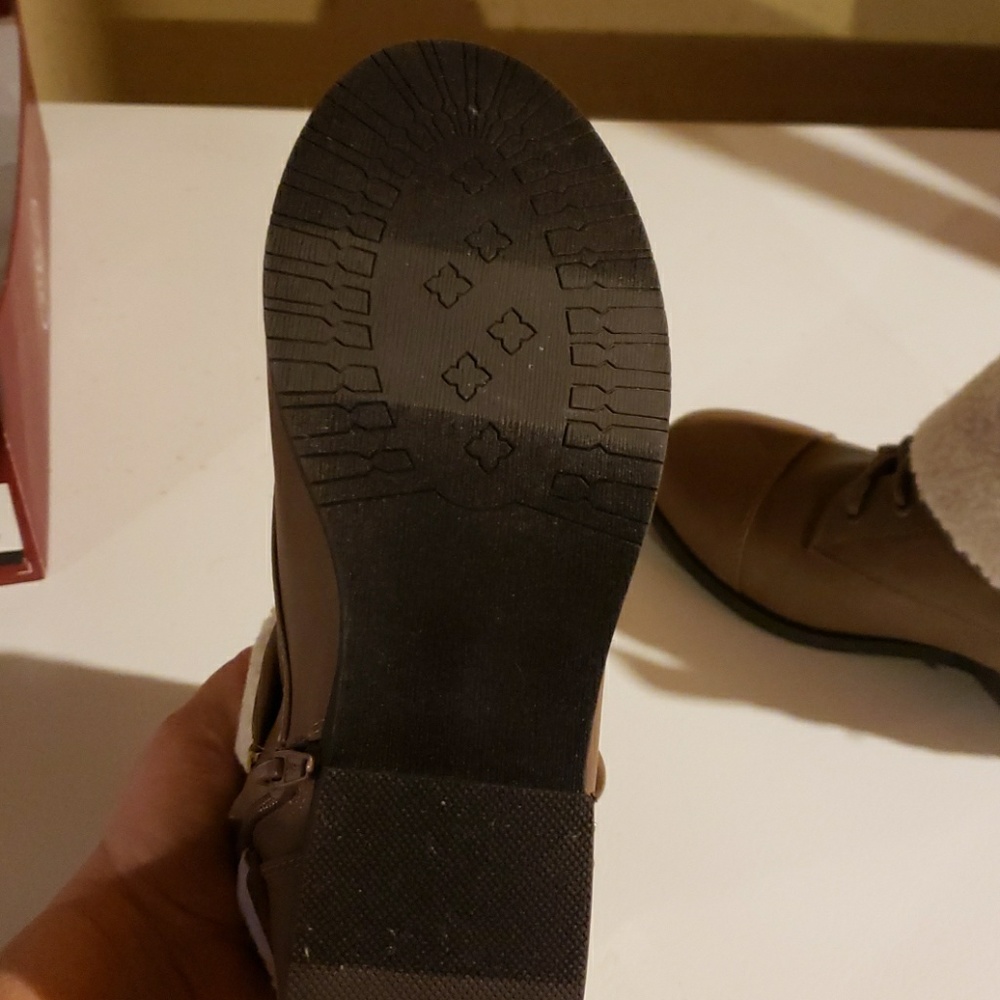 Short boots - Picture 4 of 8